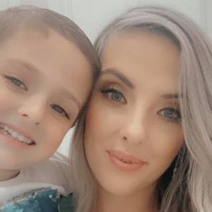 Meet your Posher, Lorraine